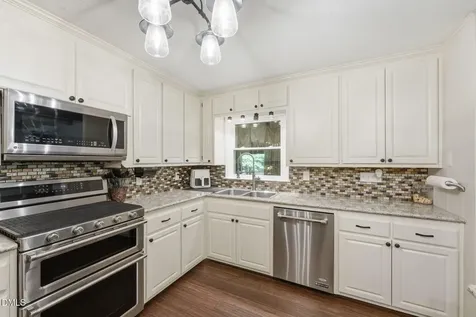 2007 Sunnybrook Drive Burlington NC 27215