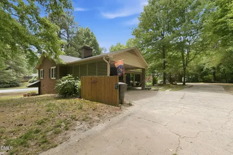 2007 Sunnybrook Drive Burlington NC 27215