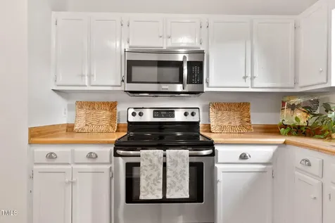 5444 Pine Top Circle Raleigh NC 27612