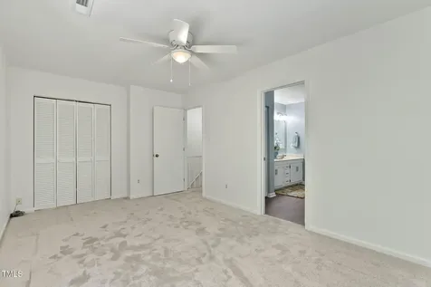 5444 Pine Top Circle Raleigh NC 27612