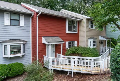 5444 Pine Top Circle Raleigh NC 27612