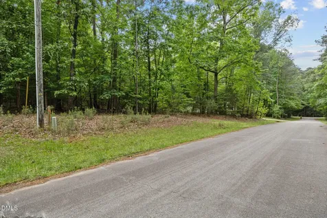 120 Chanute Circle Louisburg NC 27549