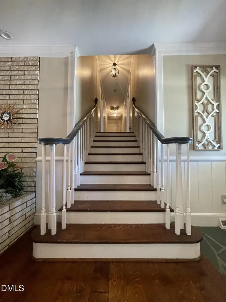 1607 Lakeshore Drive Dunn NC 28334
