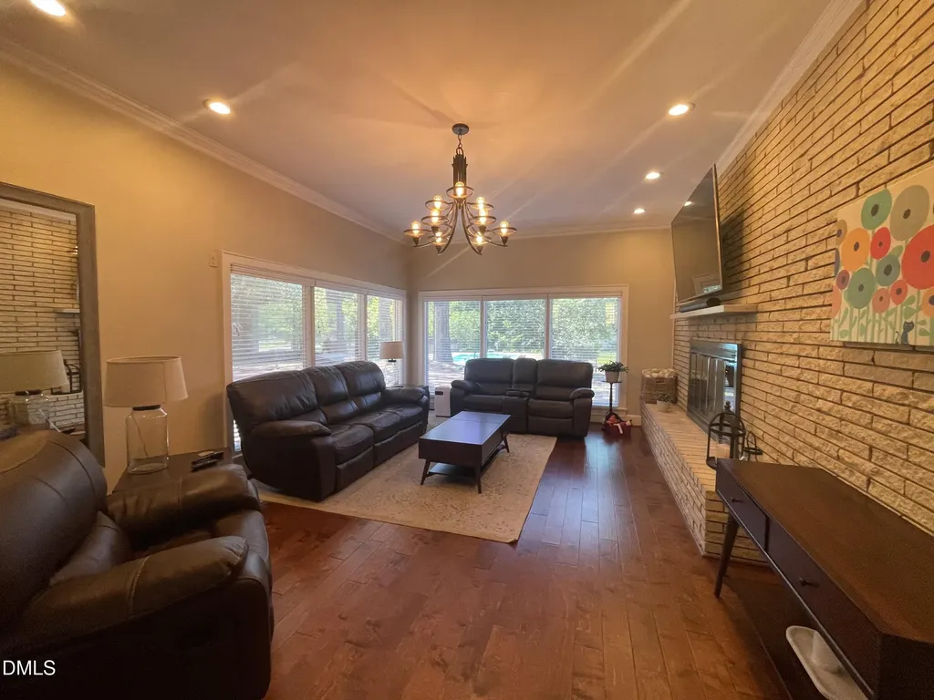 1607 Lakeshore Drive Dunn NC 28334