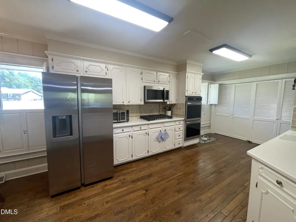 1607 Lakeshore Drive Dunn NC 28334