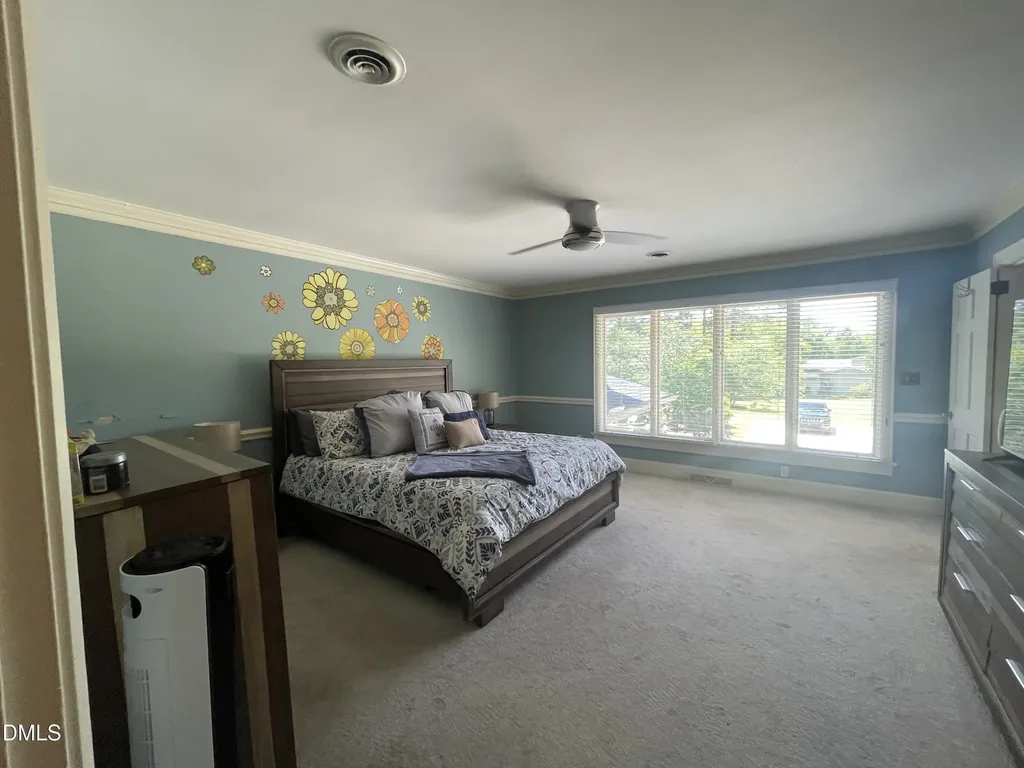 1607 Lakeshore Drive Dunn NC 28334