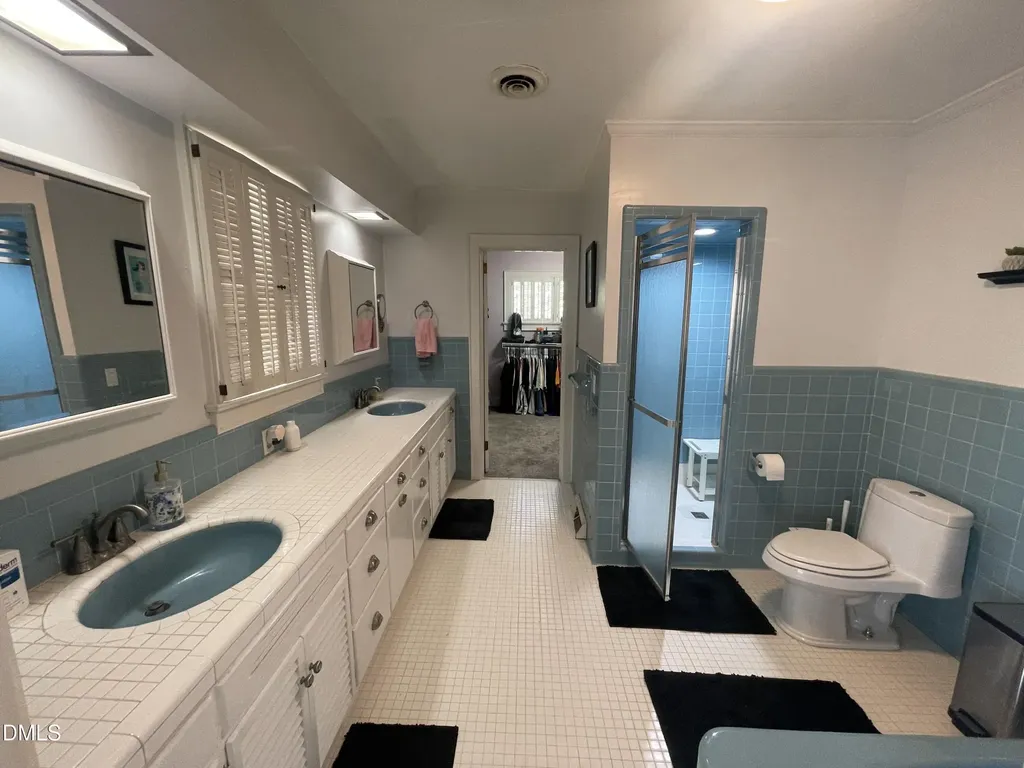 1607 Lakeshore Drive Dunn NC 28334