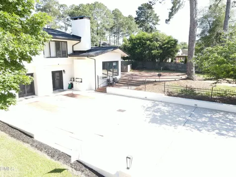 1607 Lakeshore Drive Dunn NC 28334
