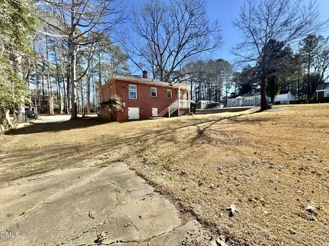 224 Clay Street Cary NC 27511