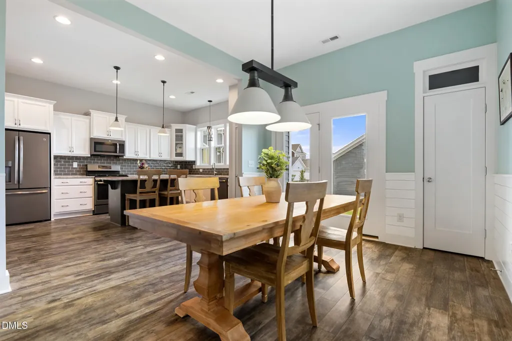 233 Salt Cedar Lane Chapel Hill NC 27516