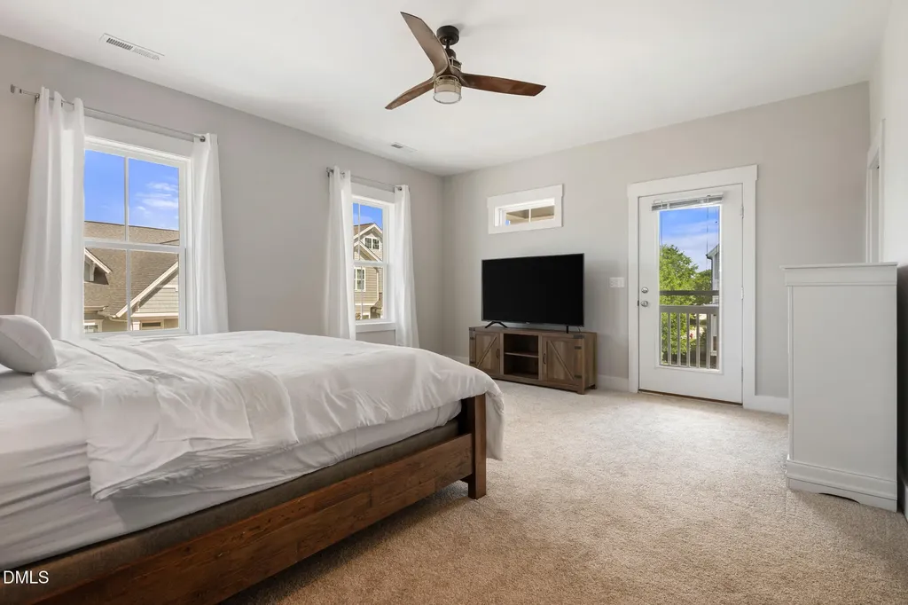 233 Salt Cedar Lane Chapel Hill NC 27516