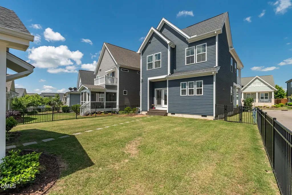 233 Salt Cedar Lane Chapel Hill NC 27516