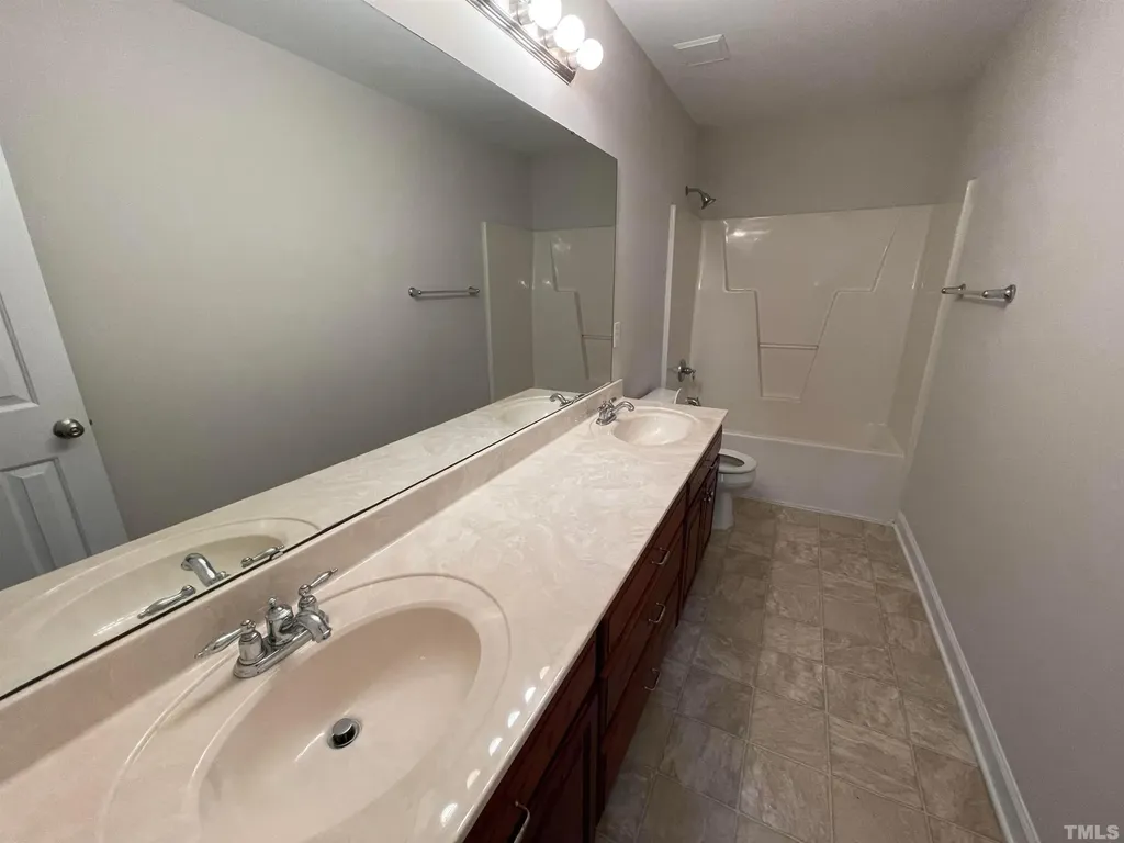 112 Worthington Court Clayton NC 27527
