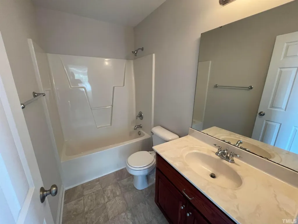 112 Worthington Court Clayton NC 27527