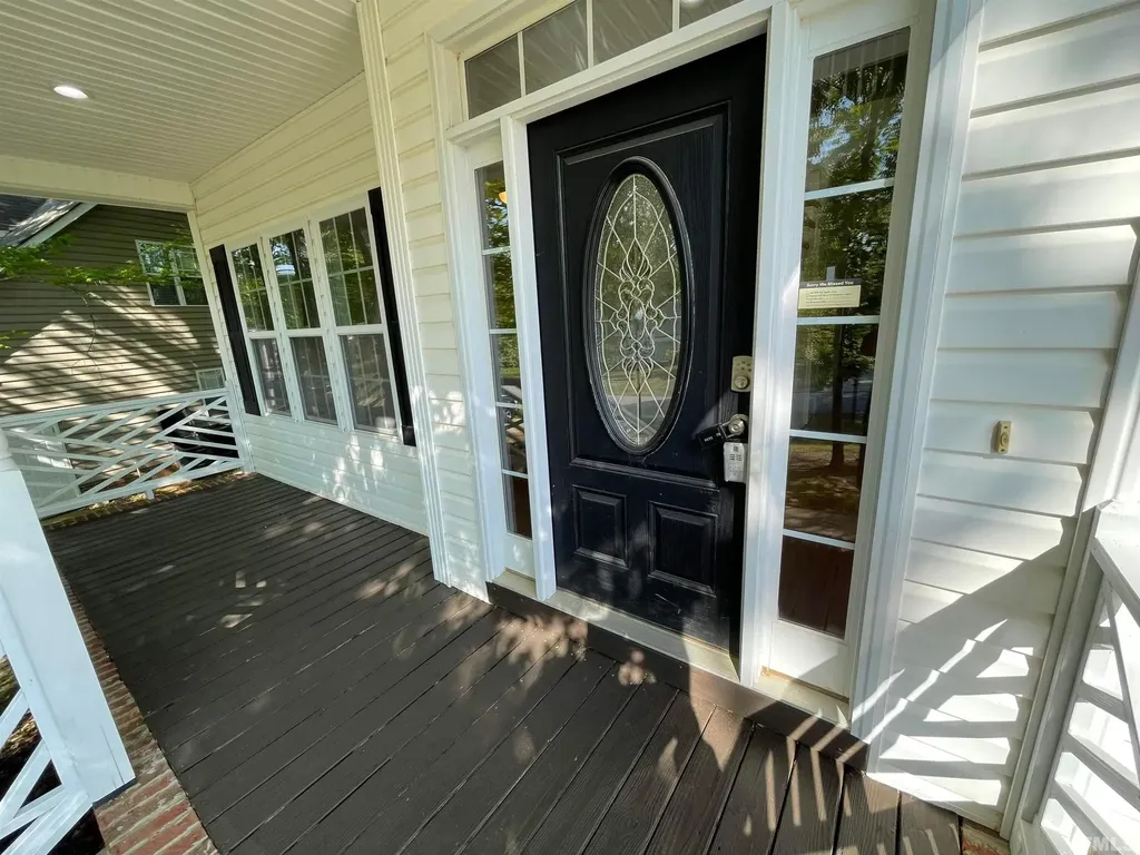 112 Worthington Court Clayton NC 27527