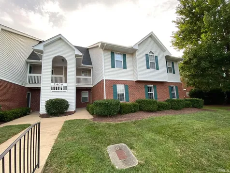 2413 Wellington Ridge Loop Cary NC 27518