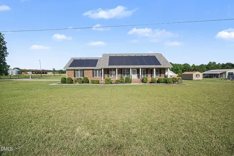 1025 Long Branch Road Smithfield NC 27577