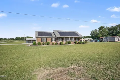 1025 Long Branch Road Smithfield NC 27577