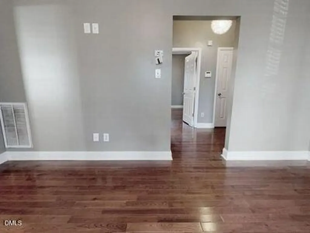 1102 Oakwood Avenue Raleigh NC 27601
