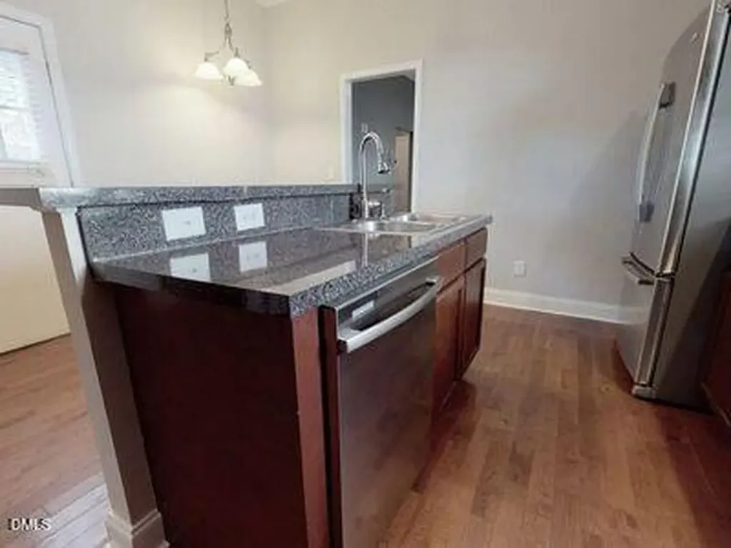 1102 Oakwood Avenue Raleigh NC 27601