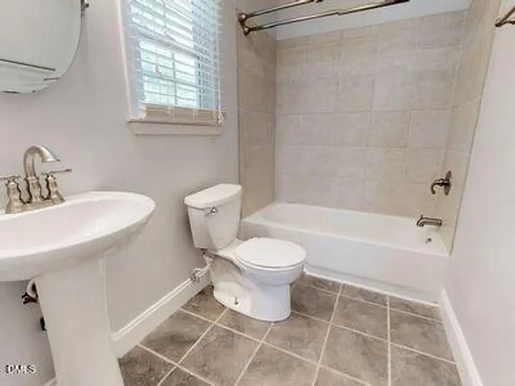 1102 Oakwood Avenue Raleigh NC 27601