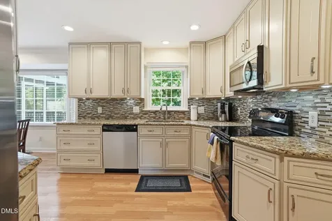 109 Whitby Court Cary NC 27511
