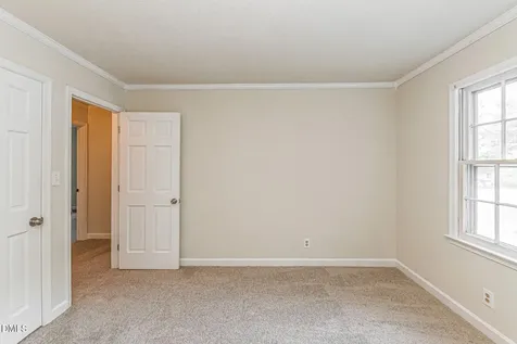 1209 Anne Street Henderson NC 27536