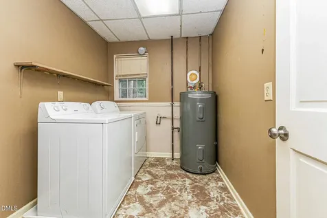 1209 Anne Street Henderson NC 27536