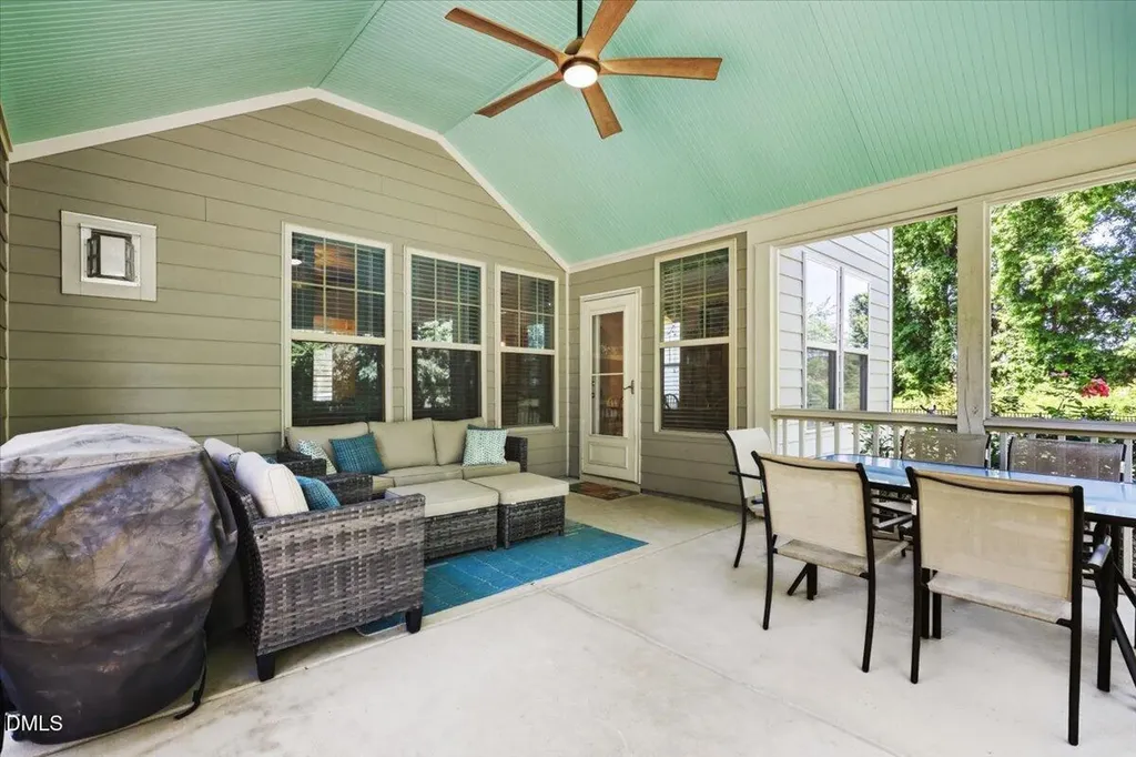 117 Pearsall Farm Lane Clayton NC 27527
