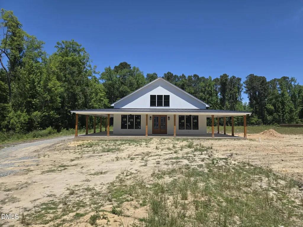 300 Avery Road Erwin NC 28339
