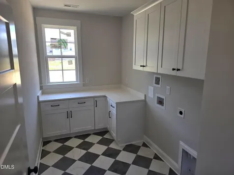300 Avery Road Erwin NC 28339