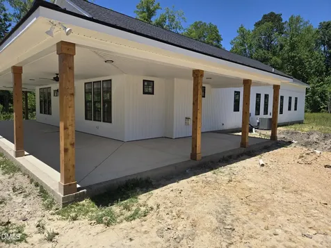 300 Avery Road Erwin NC 28339