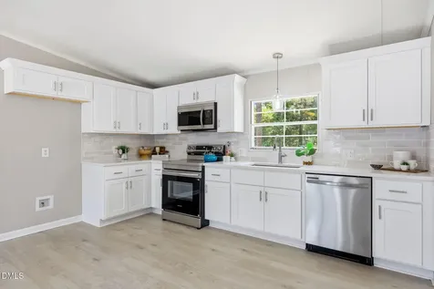 673 Winding Ridge Sanford NC 27332