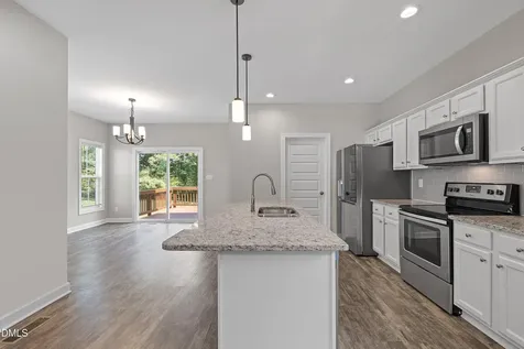 103 Cottage Court Youngsville NC 27596