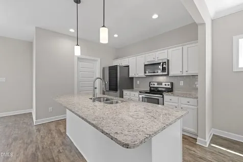 103 Cottage Court Youngsville NC 27596