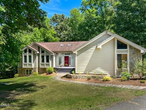 215 E Deer Run Apex NC 27523