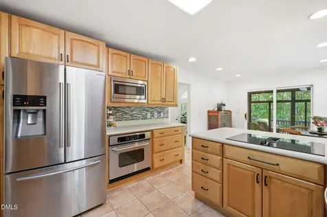 215 E Deer Run Apex NC 27523
