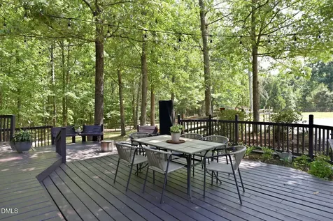 215 E Deer Run Apex NC 27523