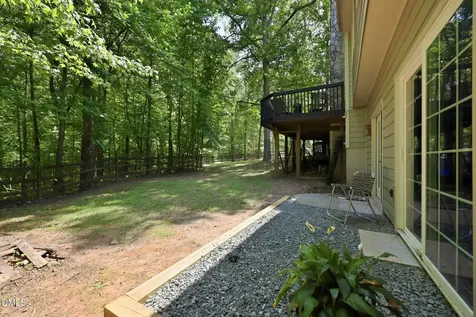 215 E Deer Run Apex NC 27523