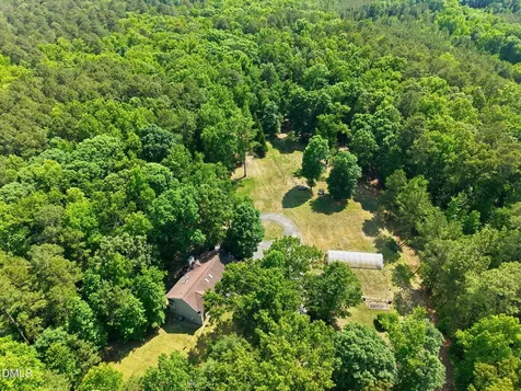 215 E Deer Run Apex NC 27523