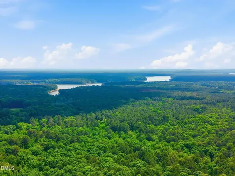 215 E Deer Run Apex NC 27523