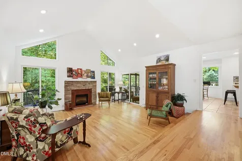 215 E Deer Run Apex NC 27523