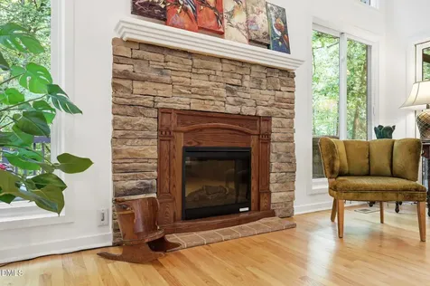 215 E Deer Run Apex NC 27523