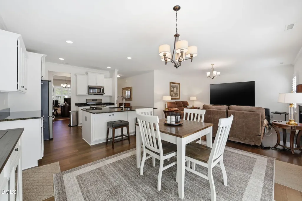32 Kenilworth Street Clayton NC 27527