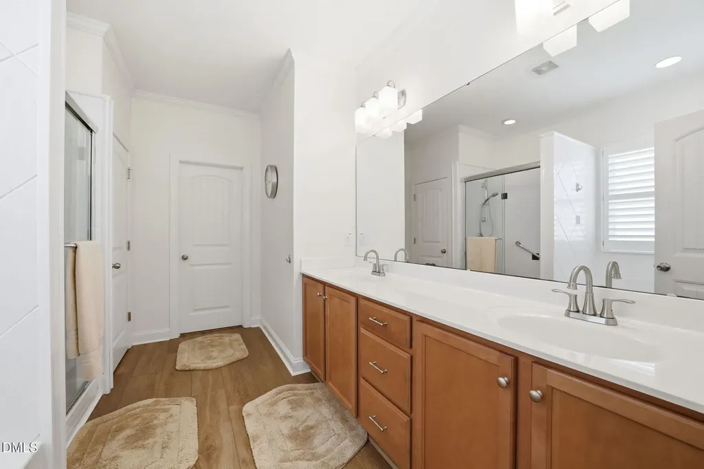 32 Kenilworth Street Clayton NC 27527
