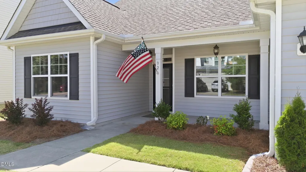 32 Kenilworth Street Clayton NC 27527