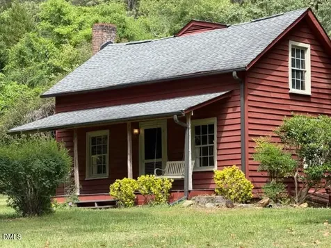 7504 Dodsons Crossroad Hillsborough NC 27278