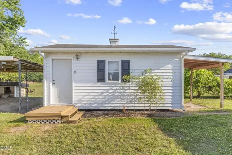 199 Iris Bryant Road Erwin NC 28339