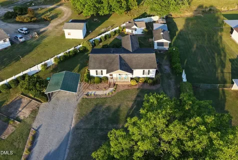 199 Iris Bryant Road Erwin NC 28339