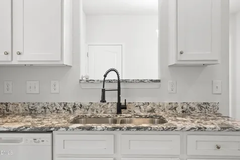 266 Kendall Drive Winston-salem NC 27107